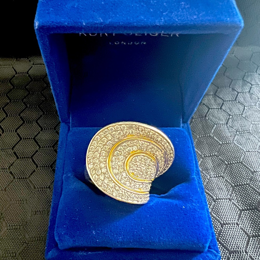 Pavé silver ring